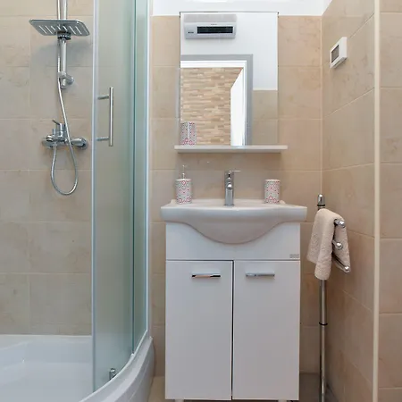 Apartman Voltica 1049 *