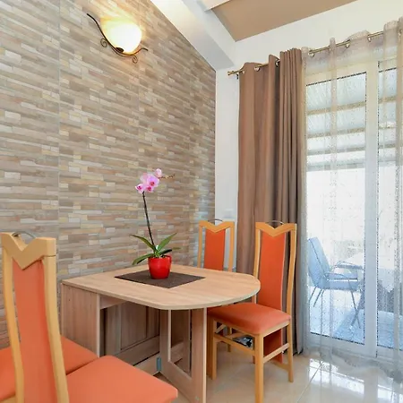 Apartman Voltica 1049 *