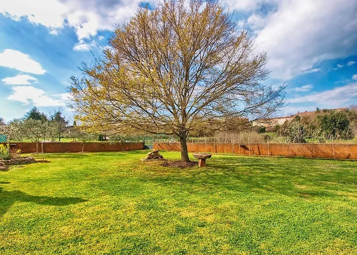 아파트 Voltica 1049 로비니