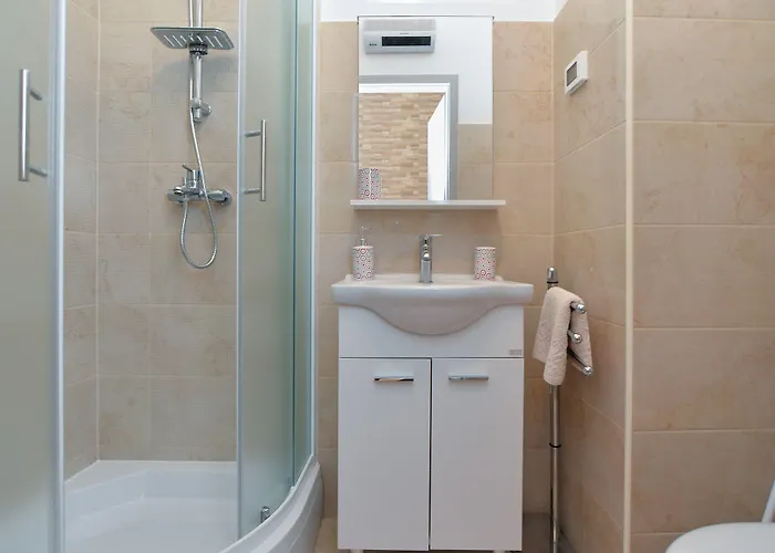 아파트 Voltica 1049 *