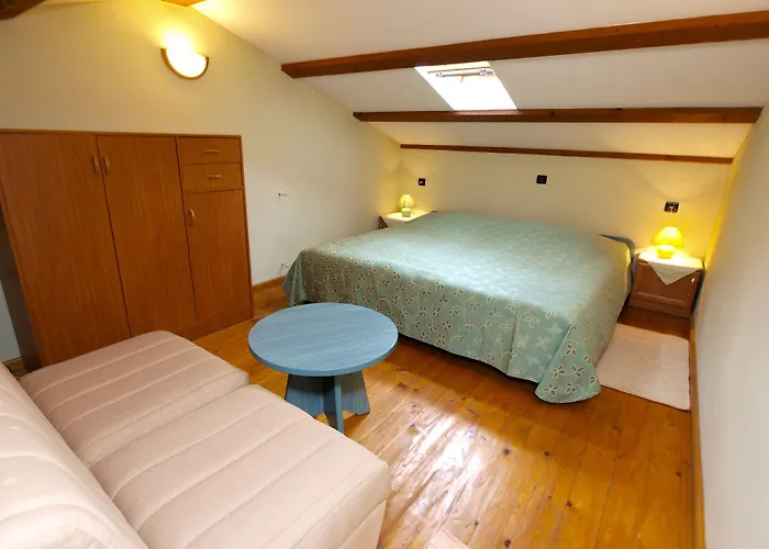 아파트 Voltica 1049 *