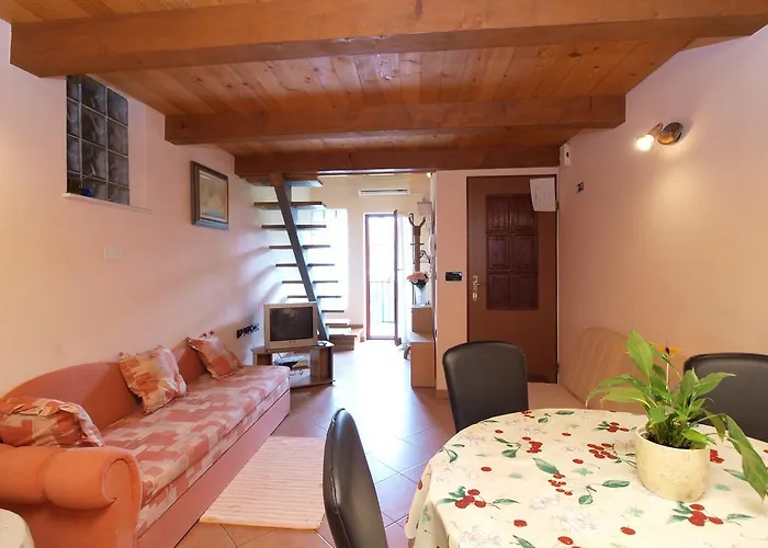 Voltica 1049 아파트