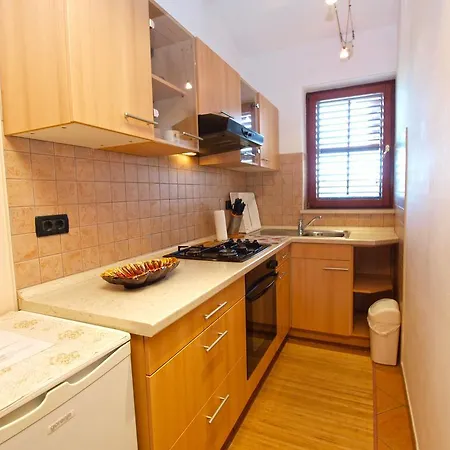 Voltica 1049 * Rovinj