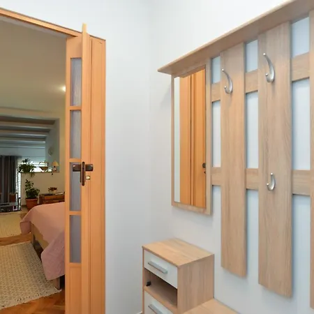 Apartment Voltica 1049 *