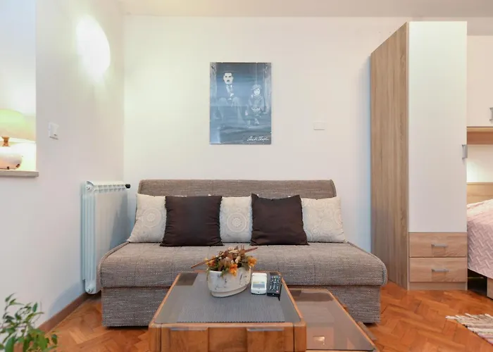 Apartman Voltica 1049 *