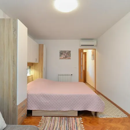 Voltica 1049 Apartment *
